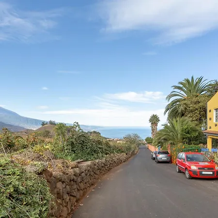 Holiday home Suerteluna *