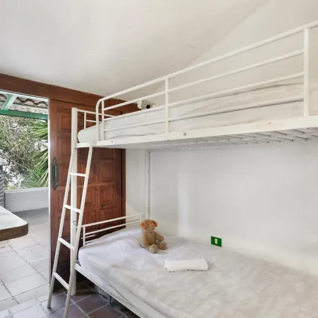 Holiday home Suerteluna *